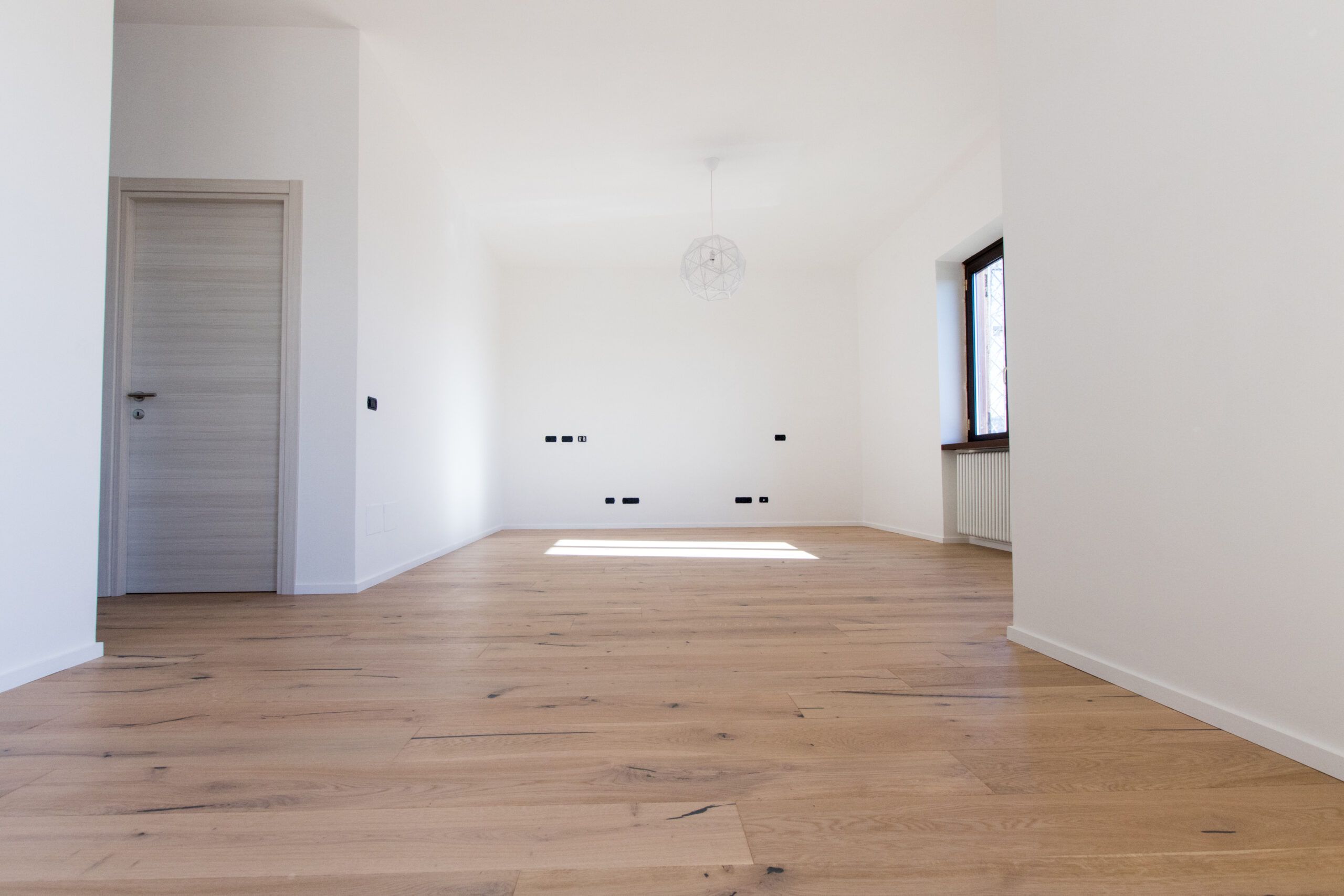 Floors 2 U