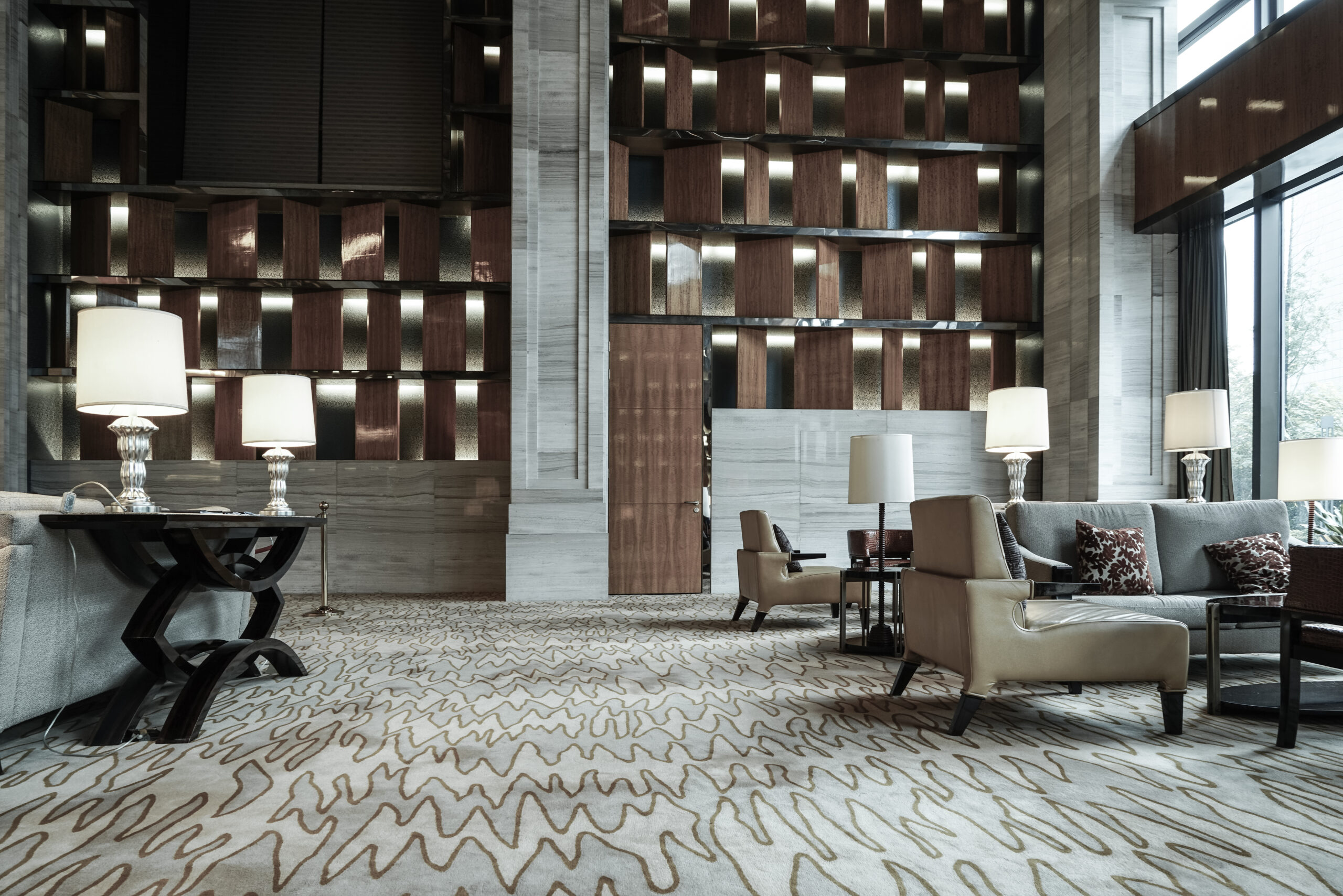 Floors 2 U