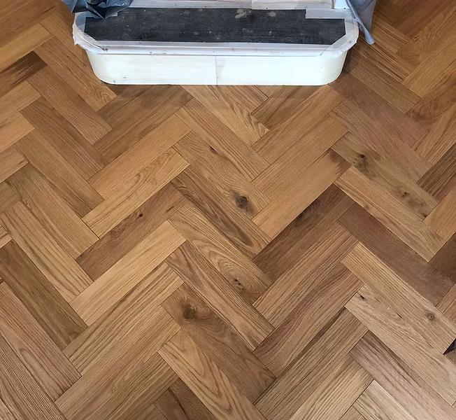 Floors 2 U