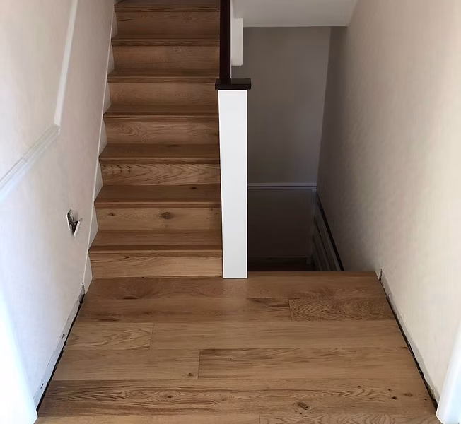 Floors 2 U