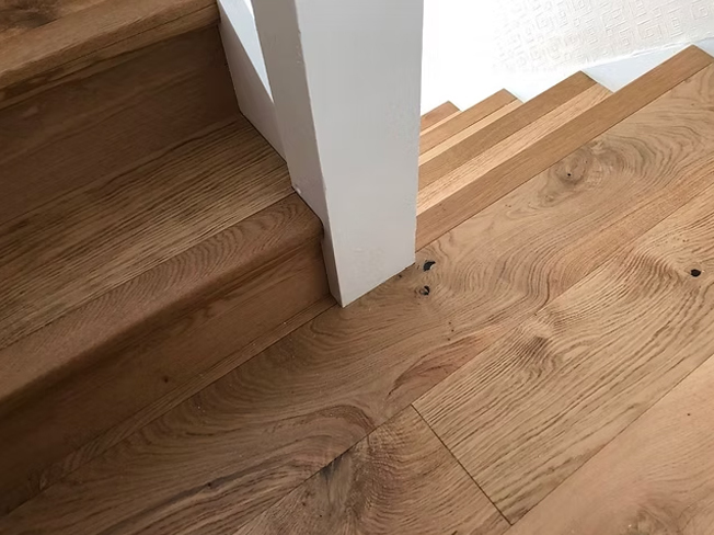 Floors 2 U