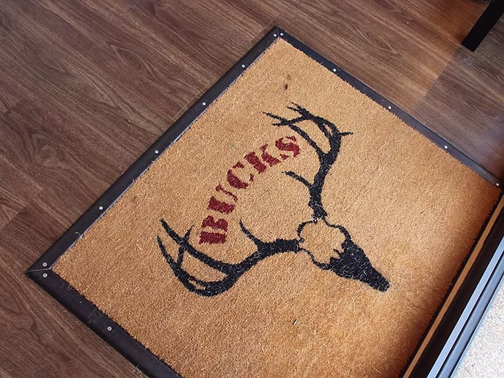 Floors 2 U