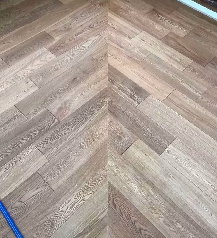 Floors 2 U