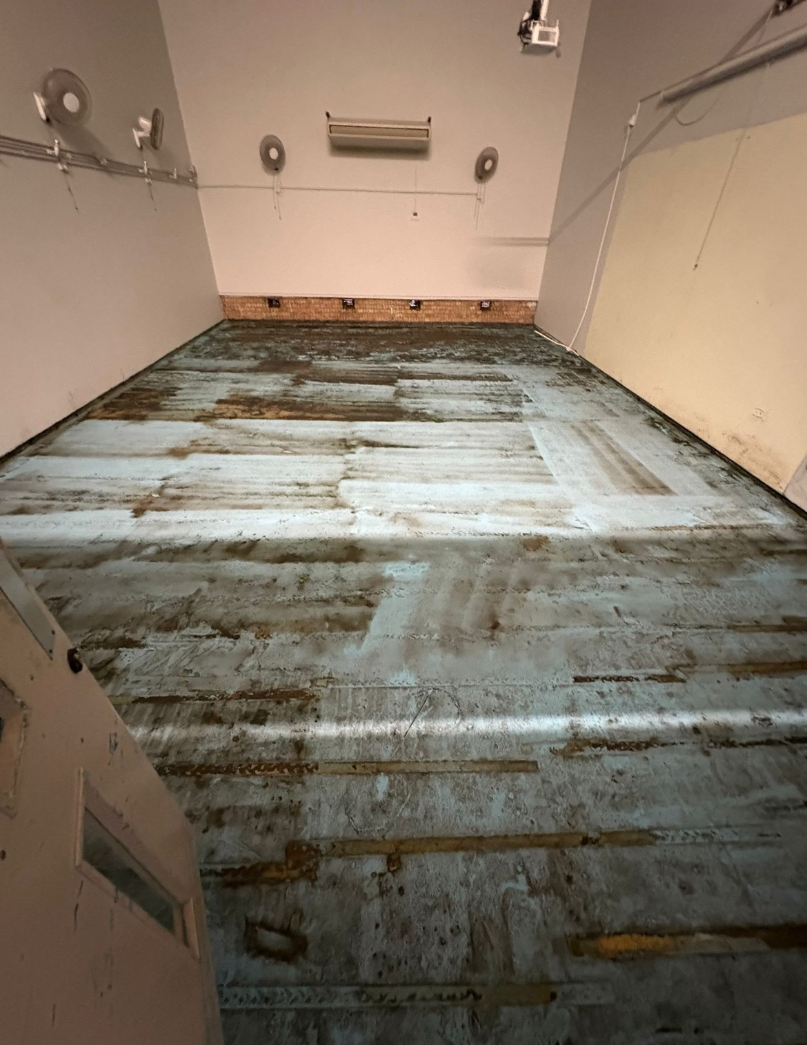 Restoring a Gym Floor After Flood Damage